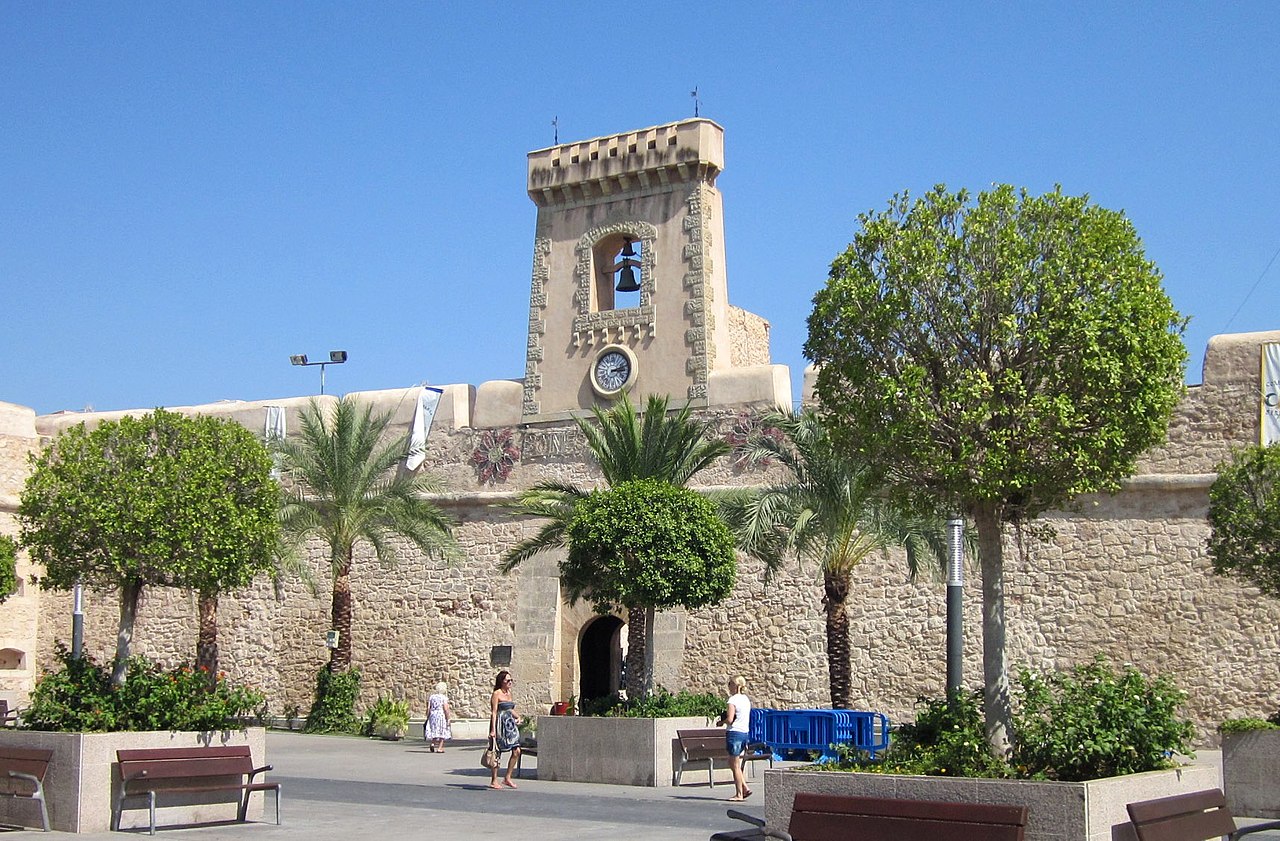 1280px-Santa_Pola_Castillo-Fortaleza(detalle).jpg